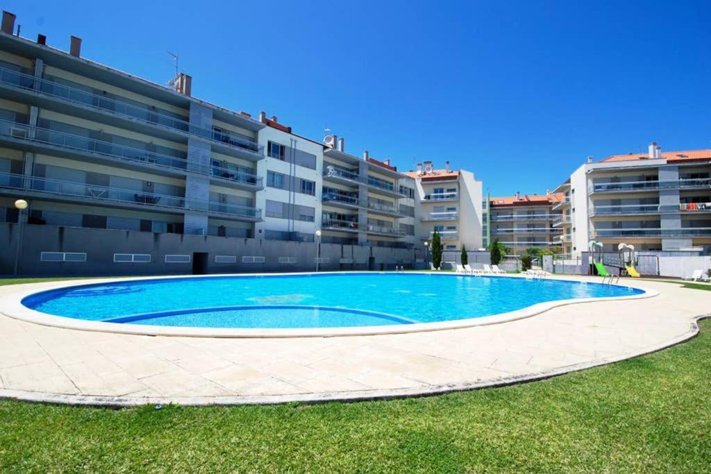 Parasol Appartment São Martinho do Porto Eksteriør bilde